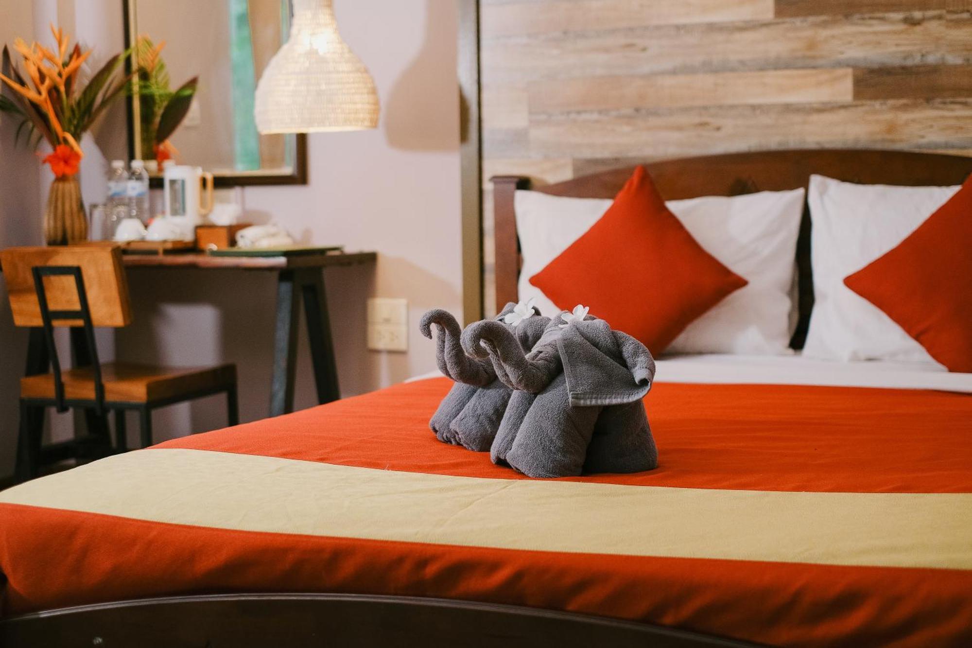 Joy Bungalow Resort And Restaurant Кох-Юм Экстерьер фото