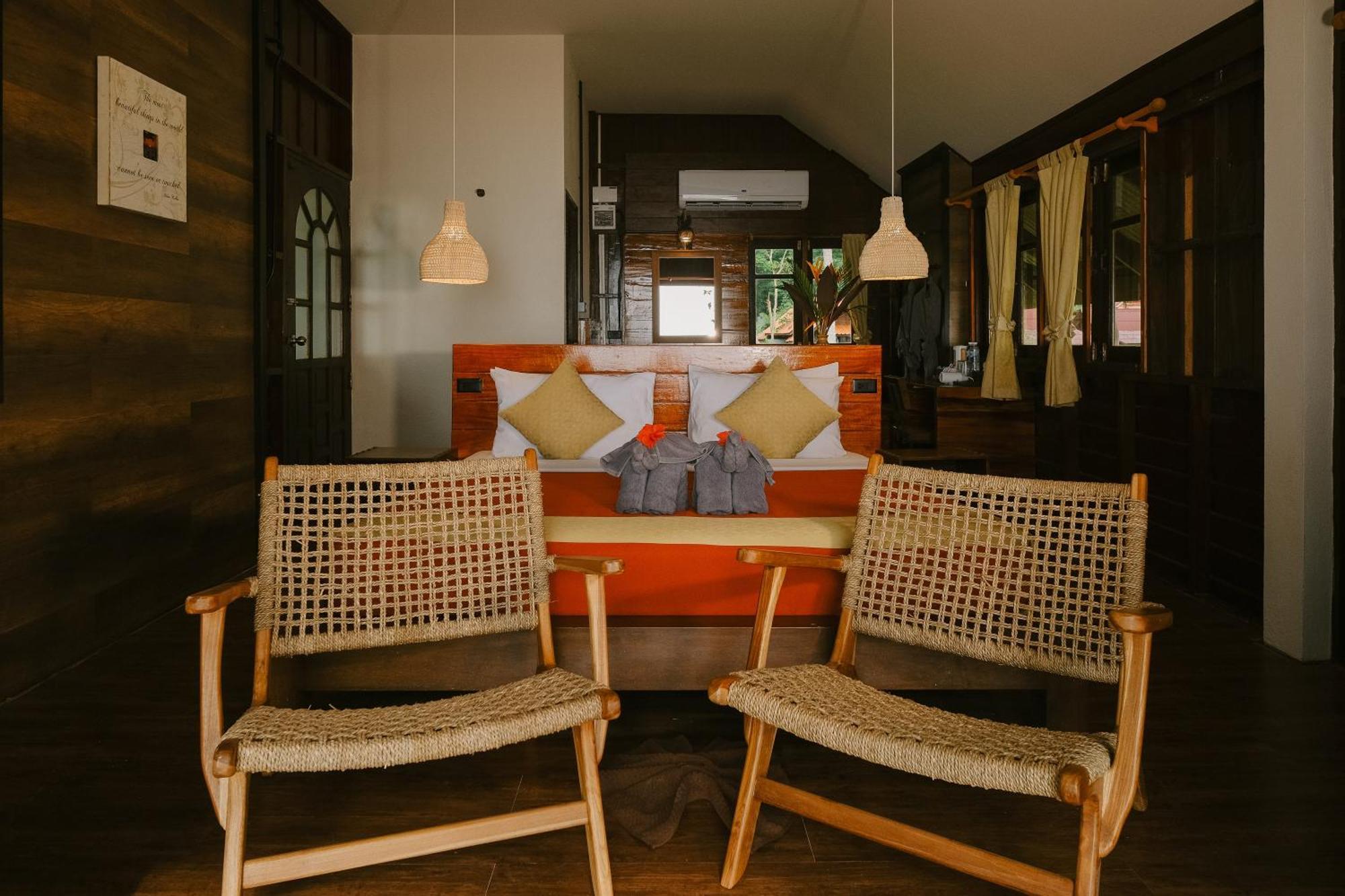 Joy Bungalow Resort And Restaurant Кох-Юм Экстерьер фото
