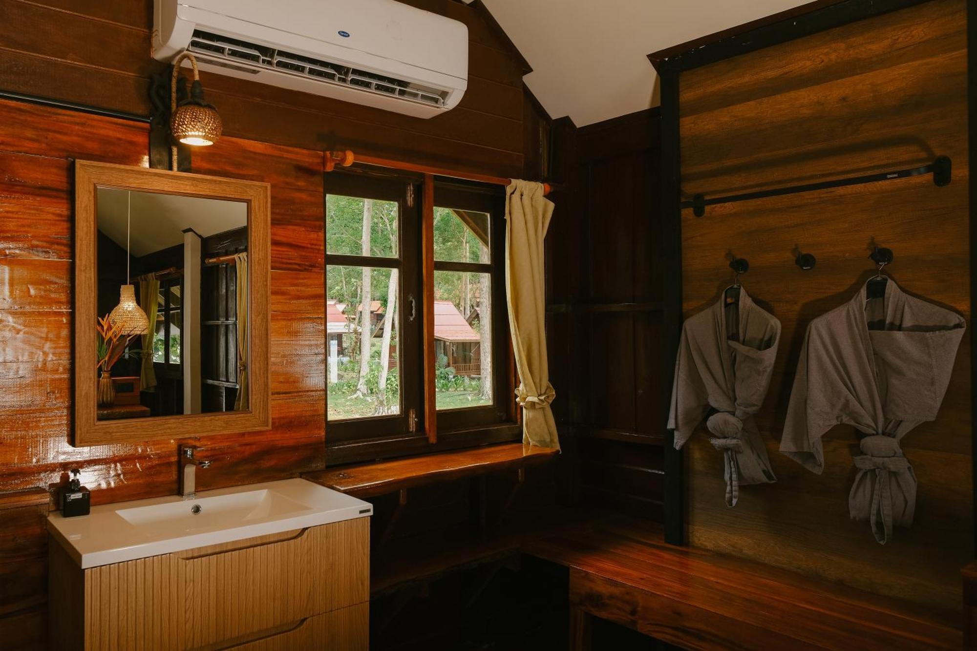 Joy Bungalow Resort And Restaurant Кох-Юм Экстерьер фото