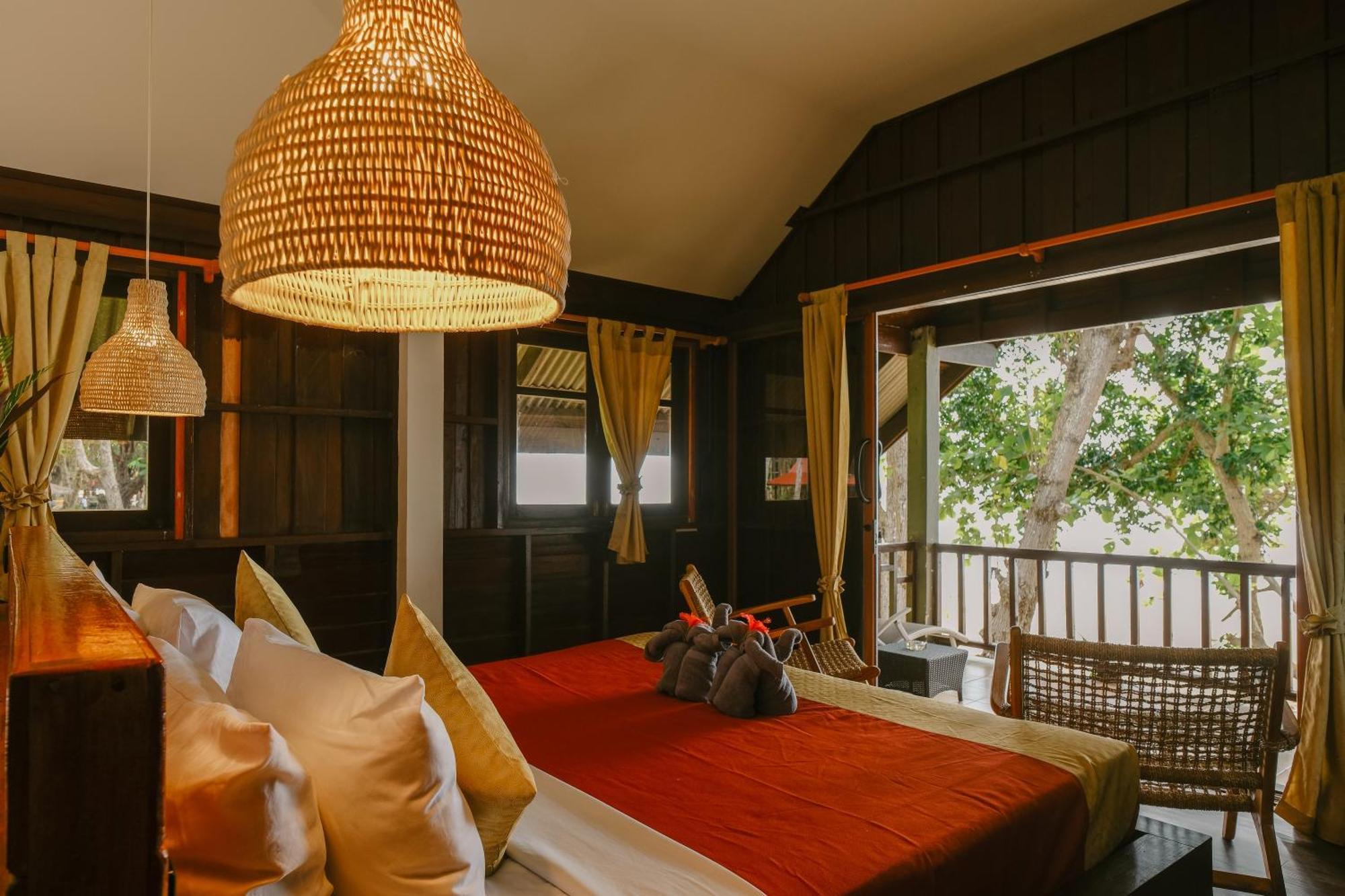 Joy Bungalow Resort And Restaurant Кох-Юм Экстерьер фото