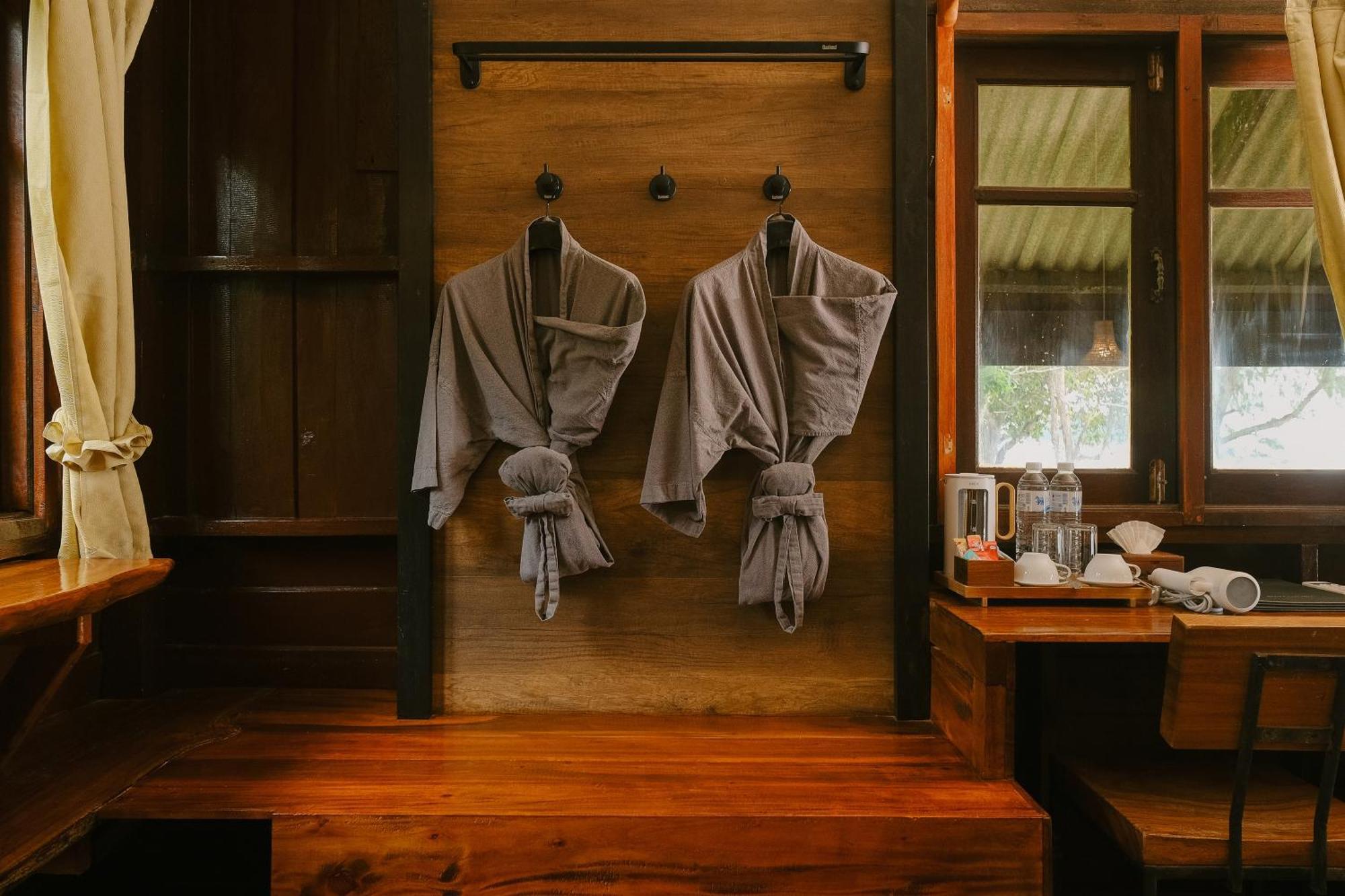 Joy Bungalow Resort And Restaurant Кох-Юм Экстерьер фото