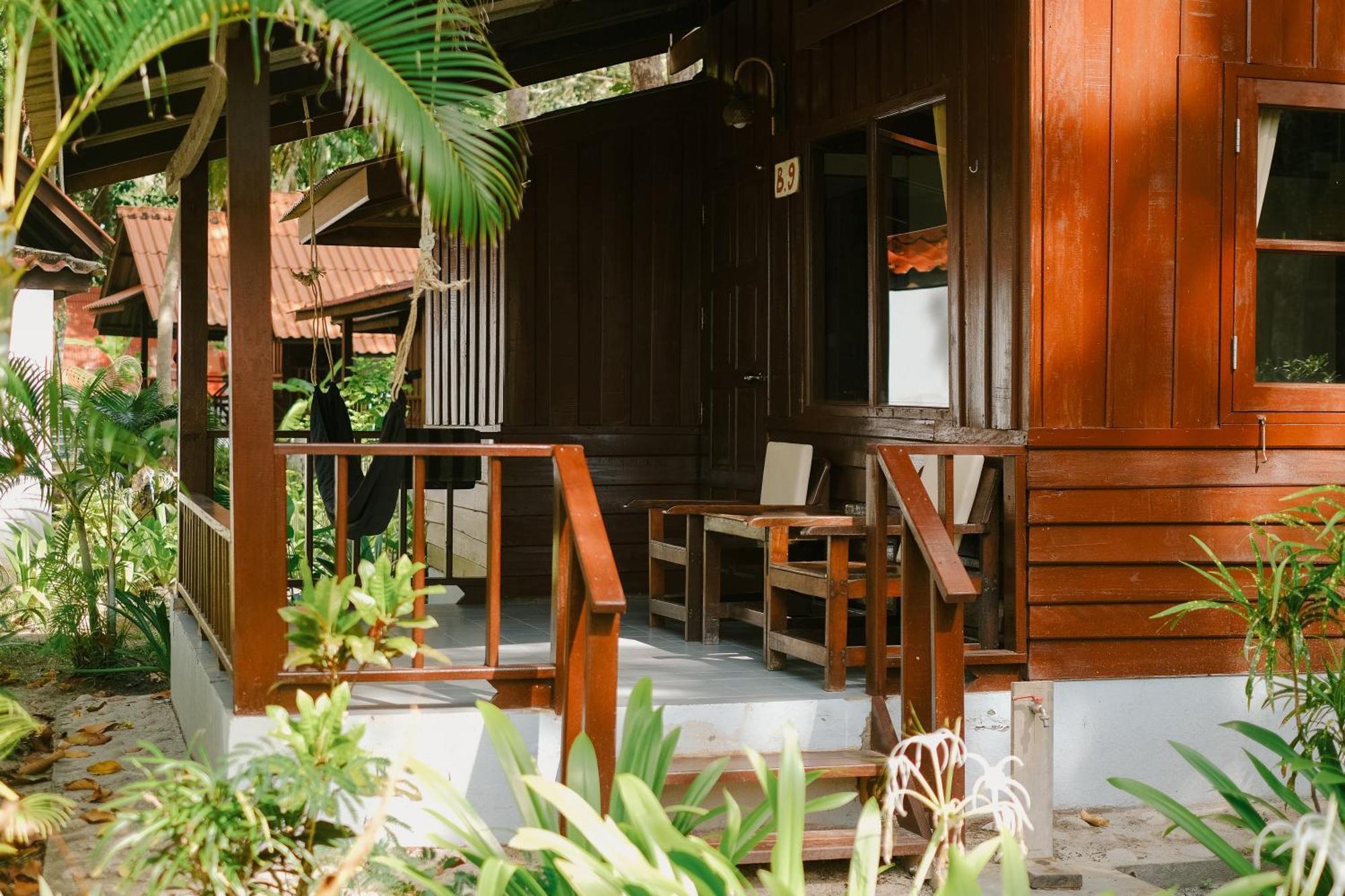 Joy Bungalow Resort And Restaurant Кох-Юм Экстерьер фото