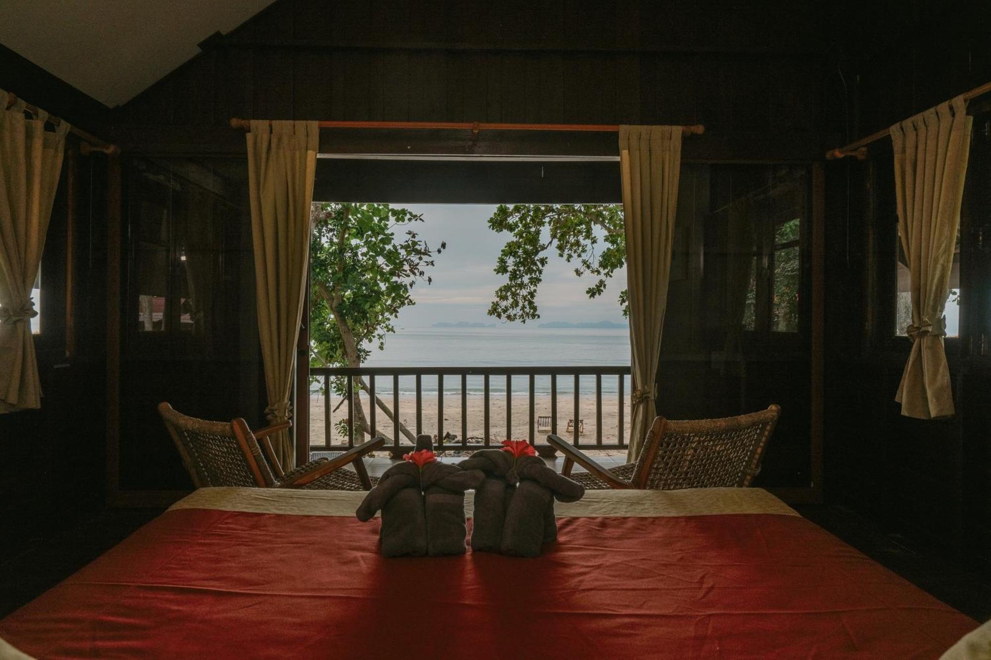 Joy Bungalow Resort And Restaurant Кох-Юм Экстерьер фото