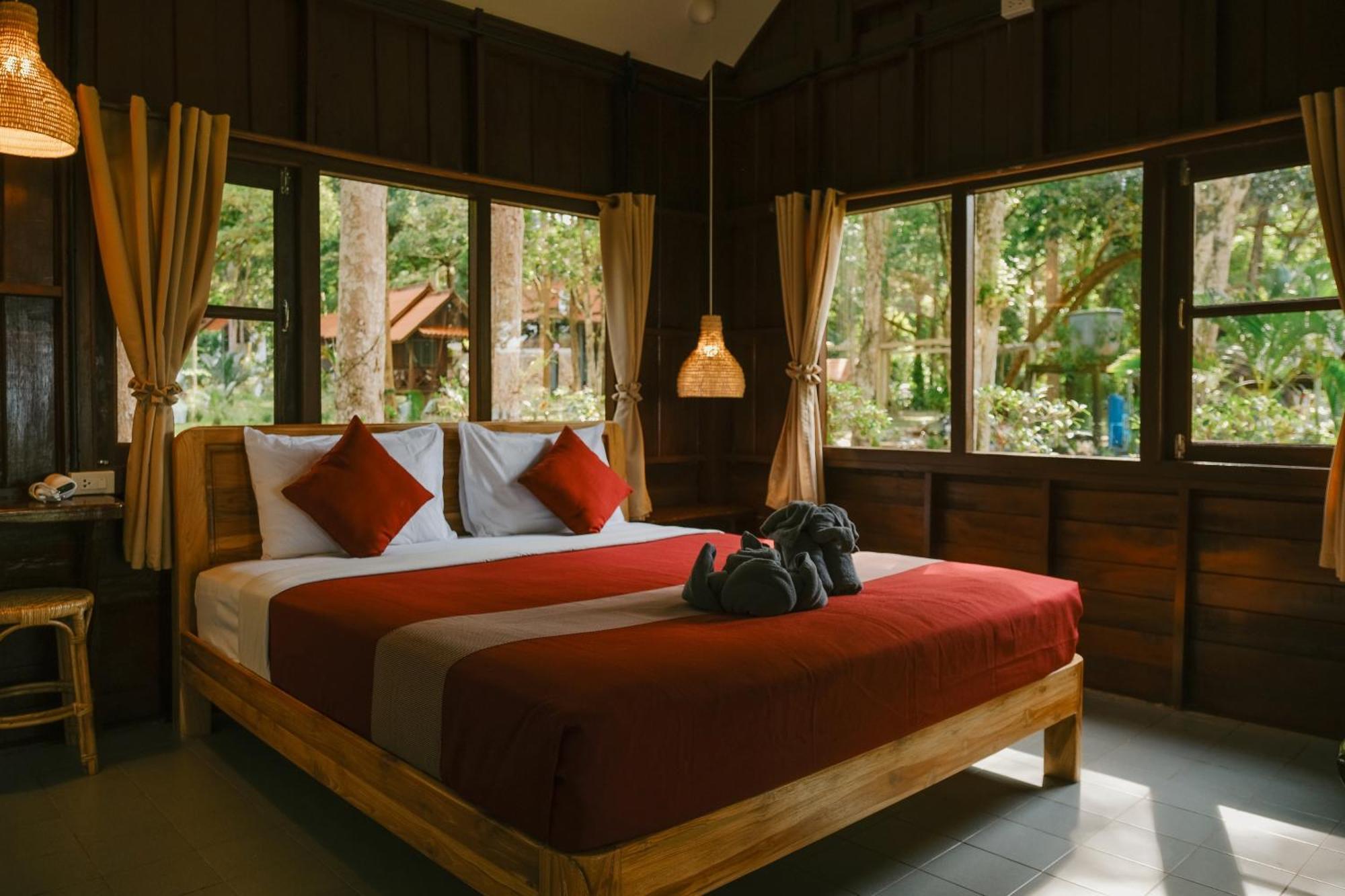 Joy Bungalow Resort And Restaurant Кох-Юм Экстерьер фото